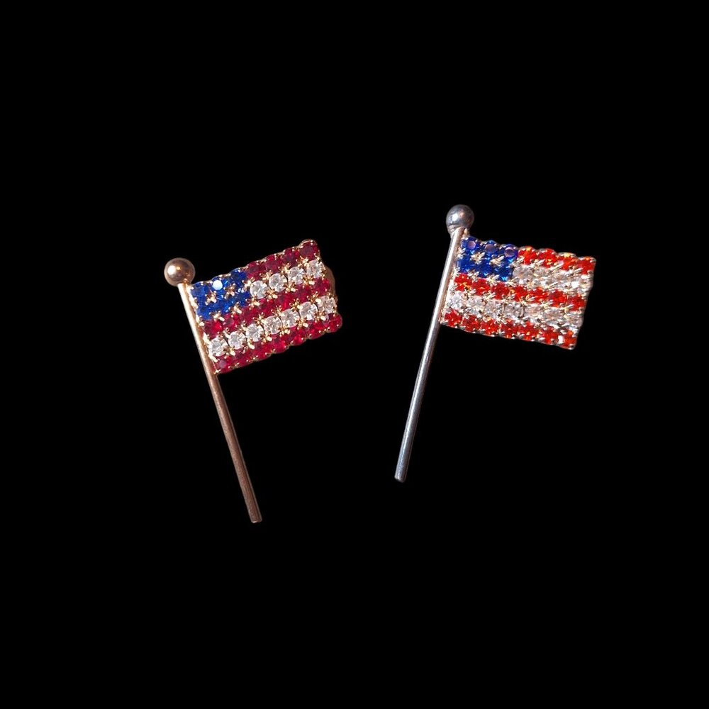 Pair Of‎ Rhinestone American Flag Brooch Pins With Gold & Silver Tones